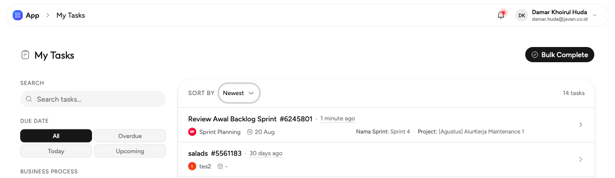 Daftar My Tasks: task Review Awal Backlog Sprint menampilkan due date 20 Aug tanpa penanda keterlambatan, sementara task tanpa SLA menampilkan tanda hubung